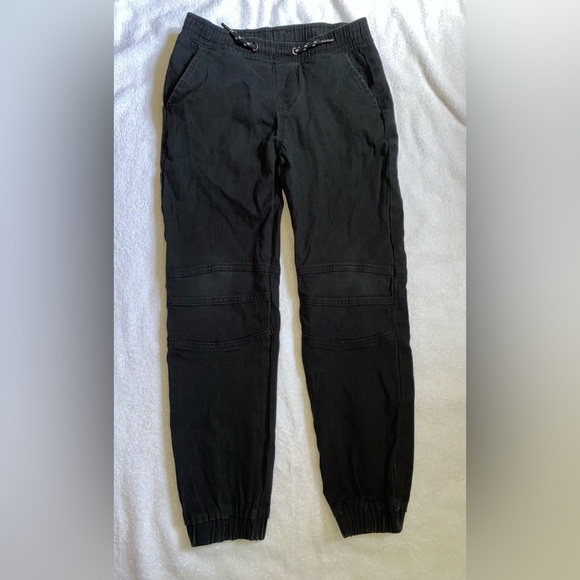 RGSTR…boy's pants in size 10/12 - Picture 2 of 5
